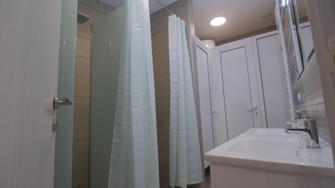 Stella Di Notte Vip Hostel Βελιγράδι Εξωτερικό φωτογραφία