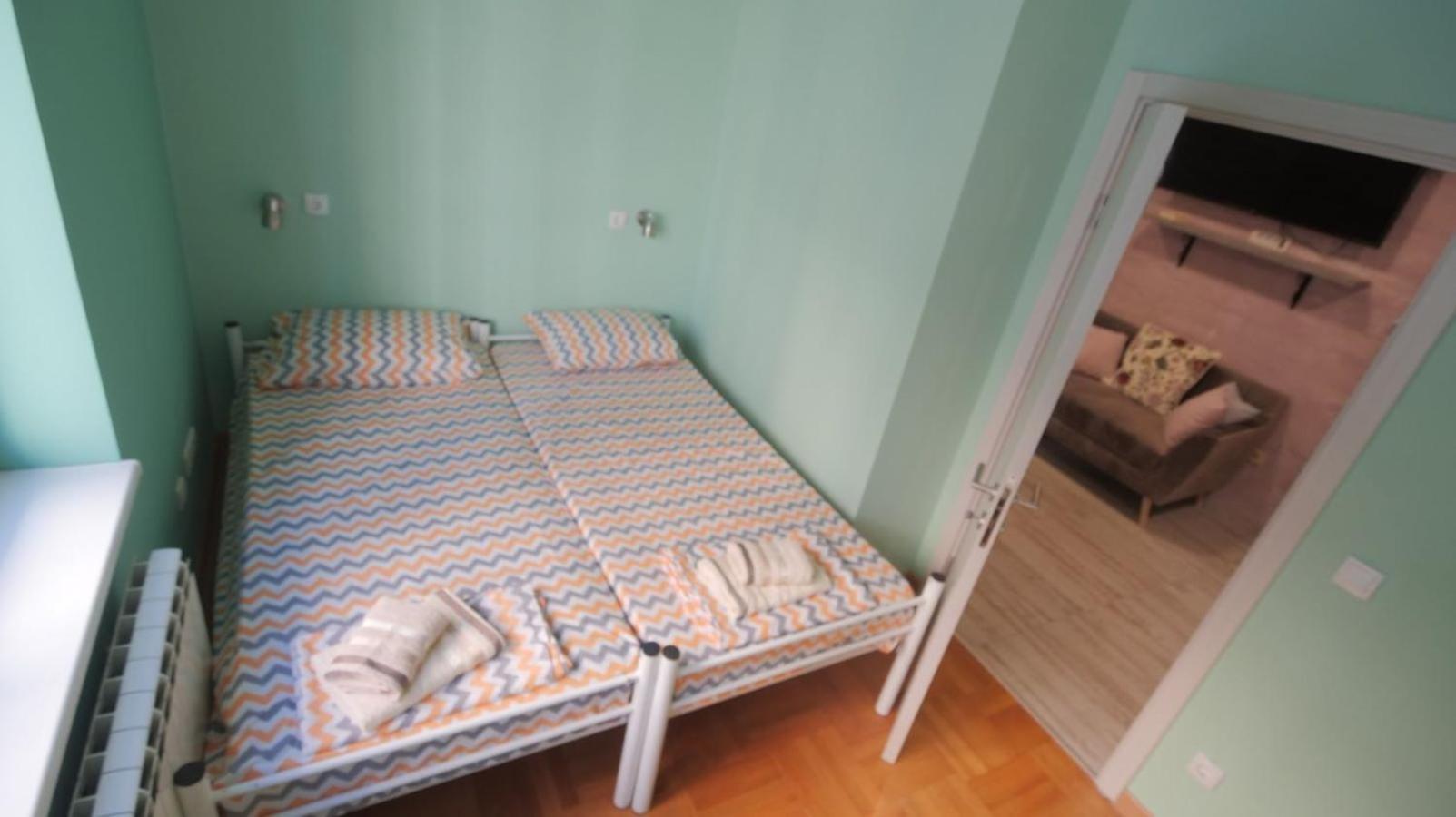 Stella Di Notte Vip Hostel Βελιγράδι Εξωτερικό φωτογραφία